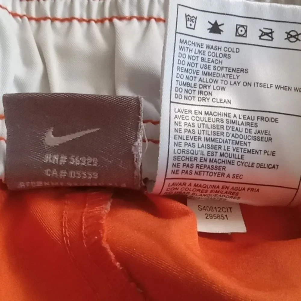 Nike sport orange  woman's short size M(8-10)